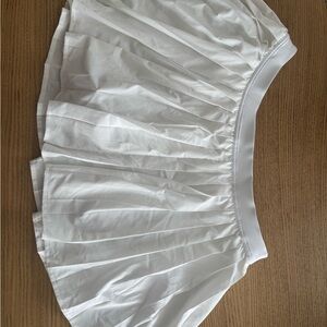 Lululemon Athletica Classic White Skirt